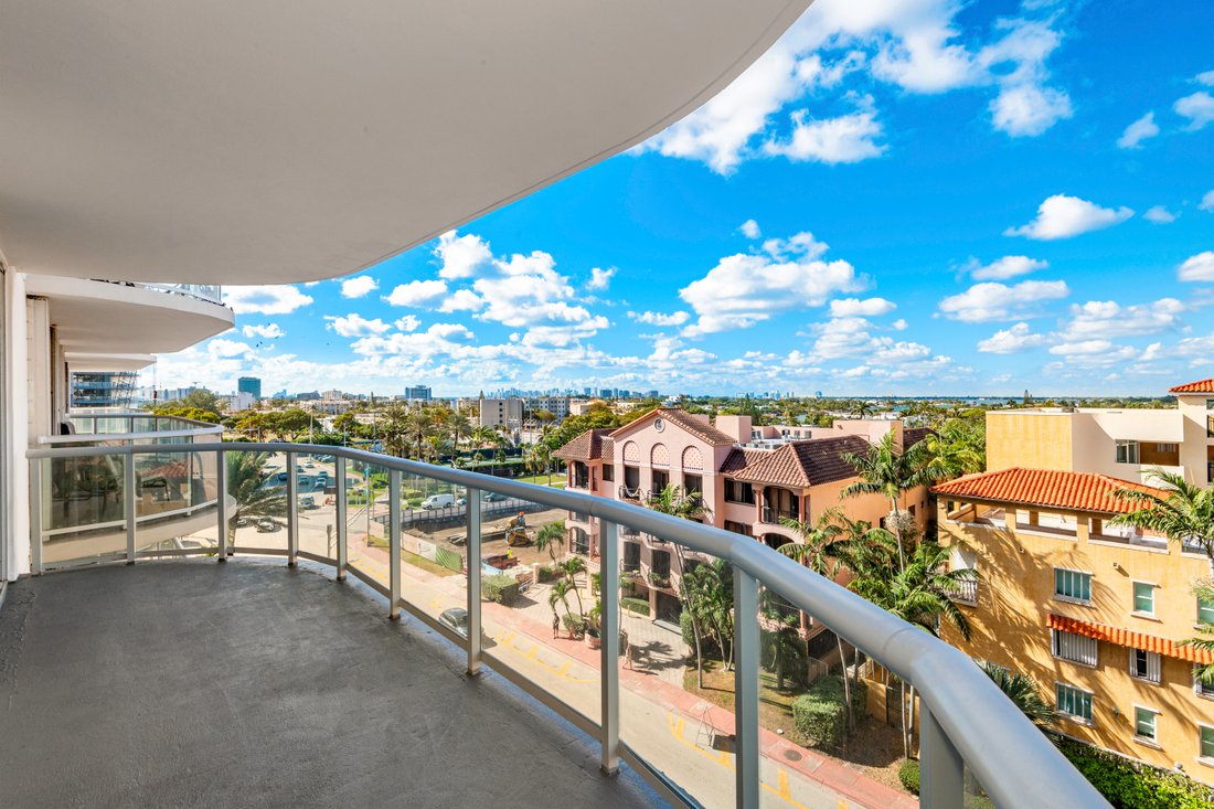 Condo in Bal Harbour, Florida, United States 2 - 16712256