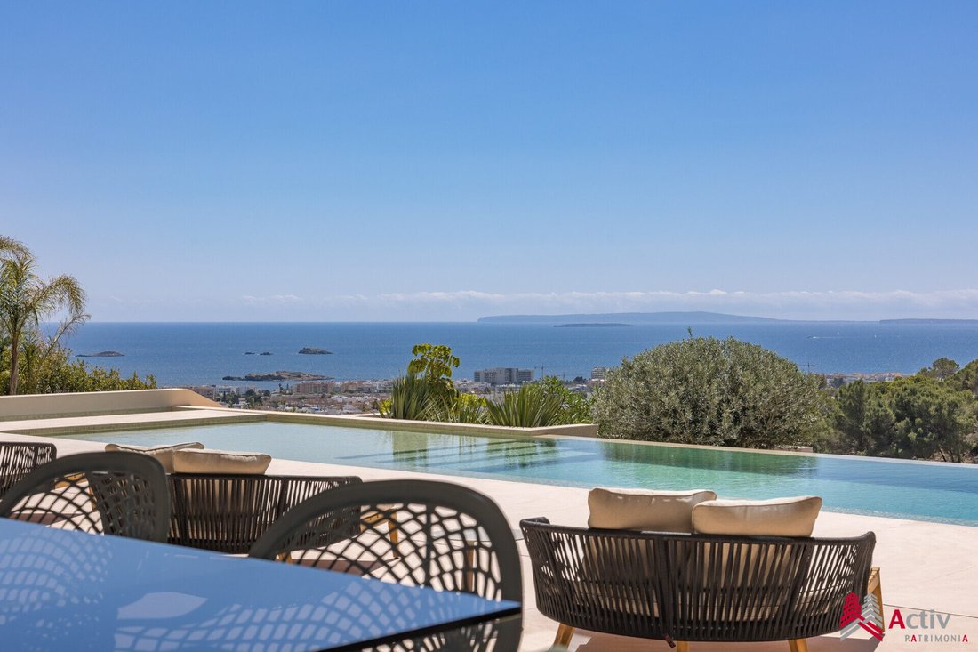Villa in Santa Eulària des Riu, Balearische Inseln, Spanien 1 - 16714003