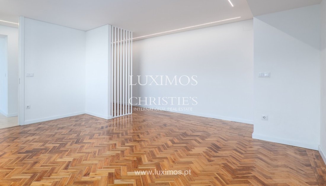 Apartment in Cedofeita, Santo Ildefonso, Se, Miragaia, Sao Nicolau e Vitoria, Porto District, Portugal 4 - 16711693