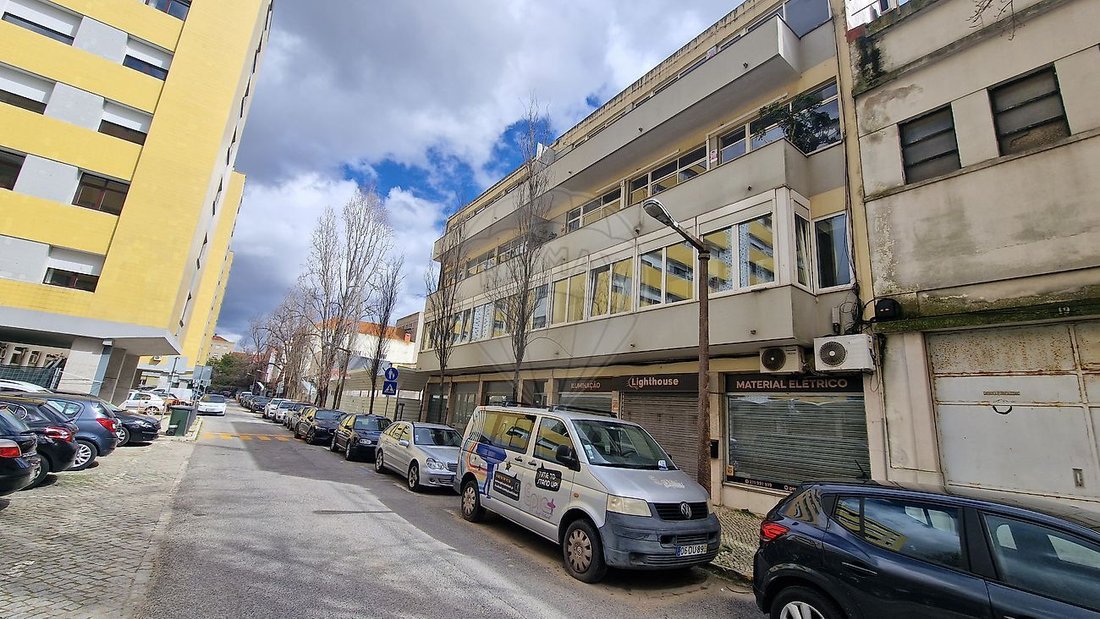 Apartment in Alvalade, Lisbon, Portugal 4 - 16718114