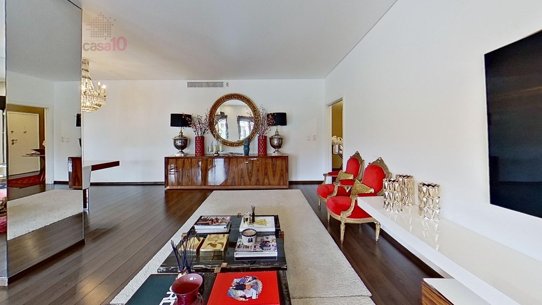 Apartment in Moscavide e Portela, Lisbon, Portugal 3 - 14155740