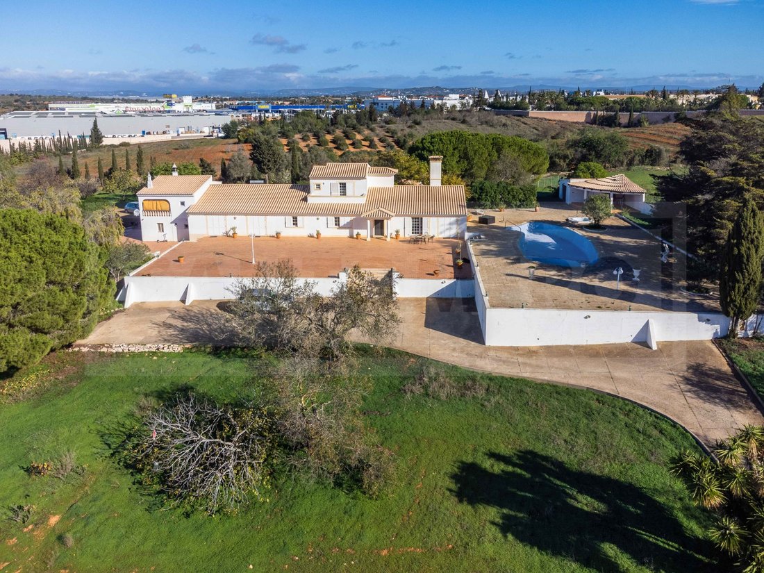 House in Guia, Algarve, Portugal 1 - 12408918