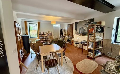 Beautiful Stone Property With Views And Pool