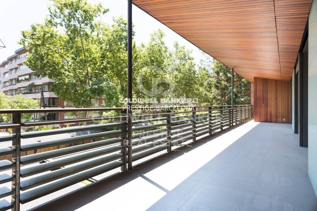 Apartment in Sarrià-Sant Gervasi, Barcelona, Spain 3 - 14587417