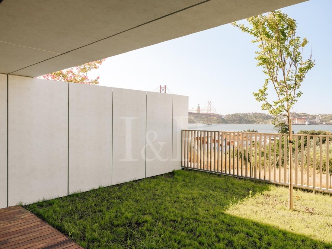 House in Alcantara, Lisbon, Portugal 2 - 15962189