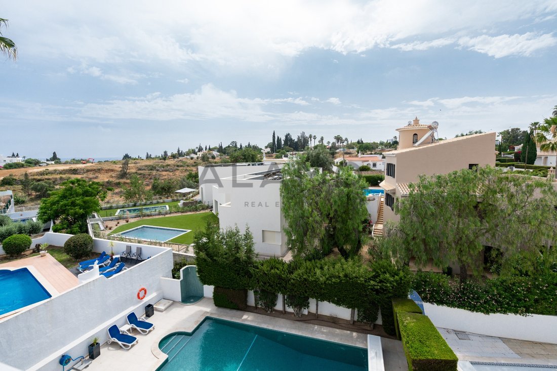 Villa in Carvoeiro, Algarve, Portugal 4 - 14928446