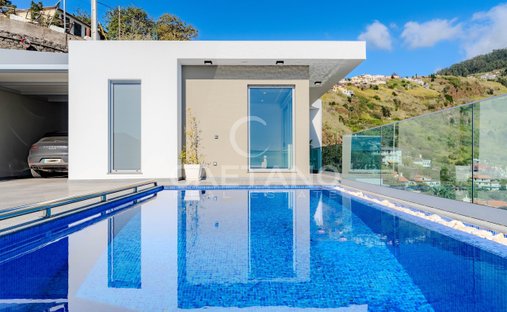 Villa in Arco da Calheta, Madeira, Portugal 1