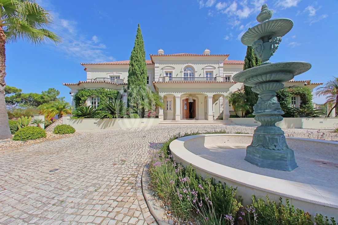 House in Quinta do Lago, Almancil, Portugal 1 - 15385115