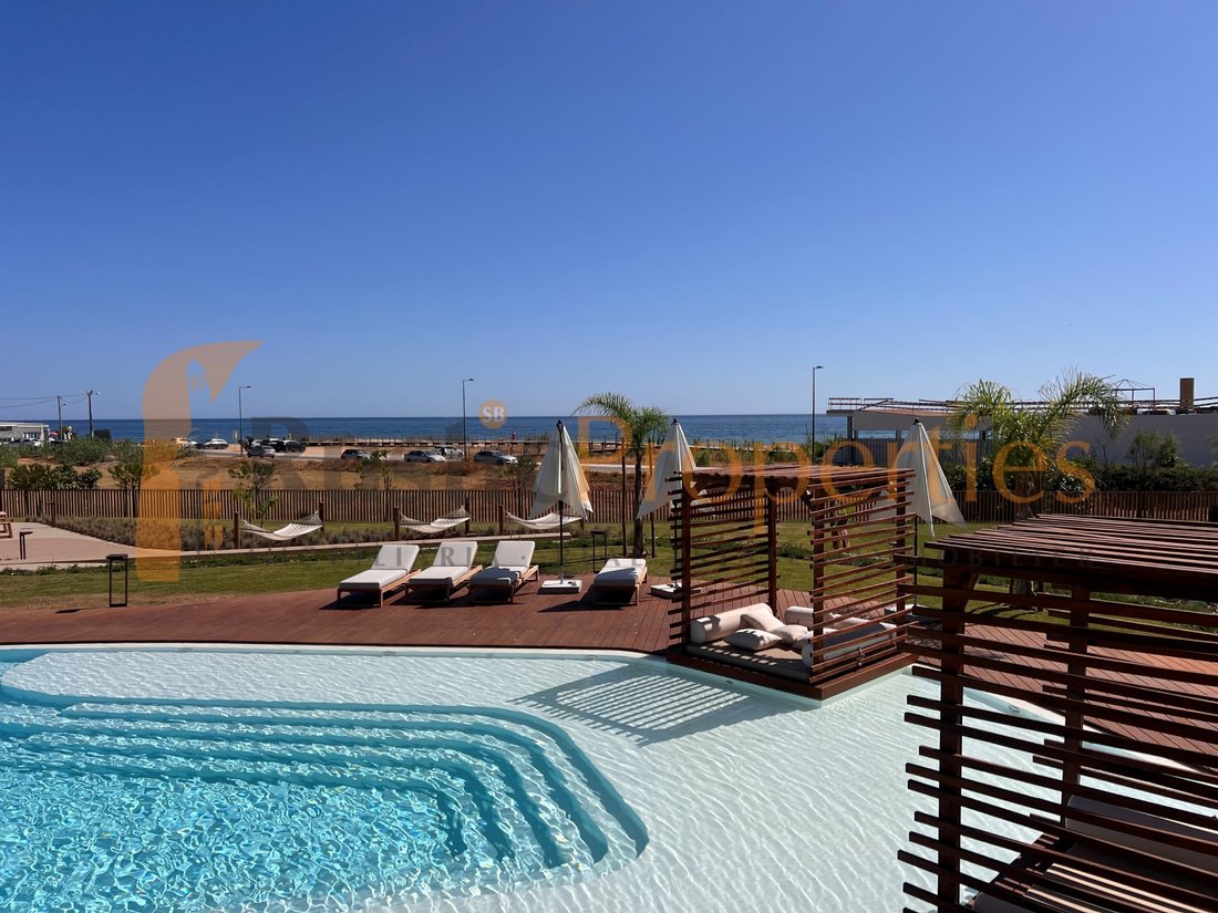 Apartment in Quarteira, Algarve, Portugal 1 - 16033952