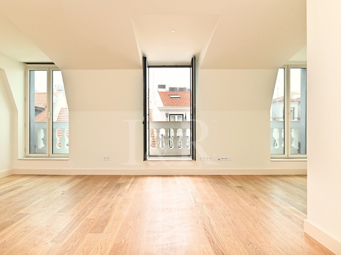 Apartment in Misericordia, Lisbon, Portugal 2 - 15290010