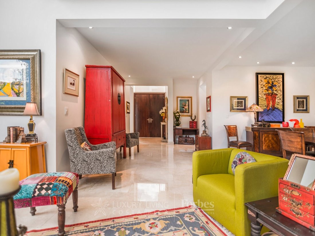 Condo in Escazu, San José Province, Costa Rica 2 - 15303088