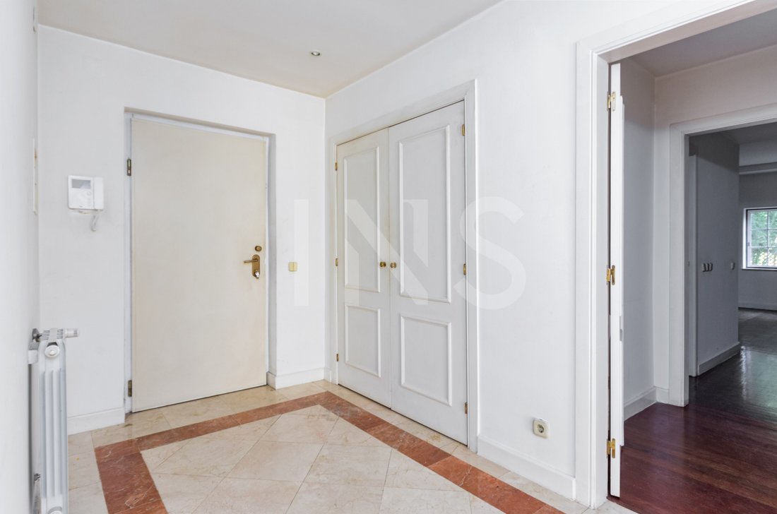 Apartment in Estoril, Cascais e Estoril, Lisbon 5 - 12991241