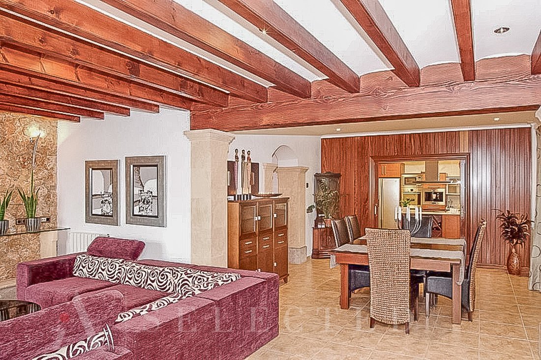 Chalet in Sineu, Balearic Islands, Spain 5 - 10696557