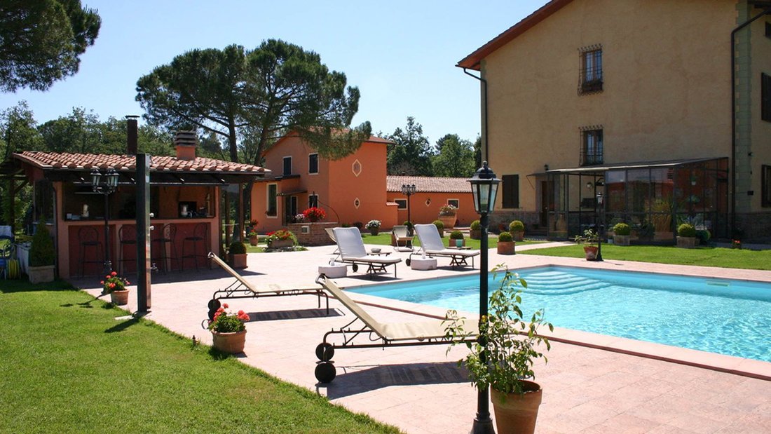 Country House in Center, Cortona, Tuscany 1 - 16712946