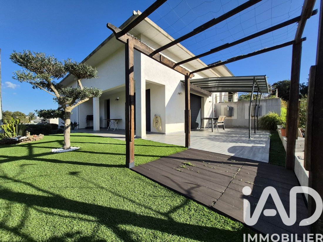 House in Cervione, Corsica, France 1 - 16712999