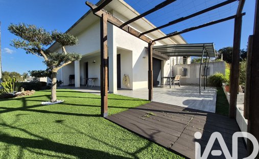 House in Cervione, Corsica, France 1
