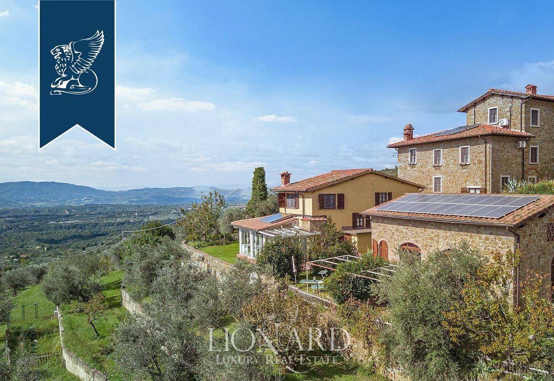 Villa in Castelfranco Piandisco, Tuscany, Italy 2 - 16713439