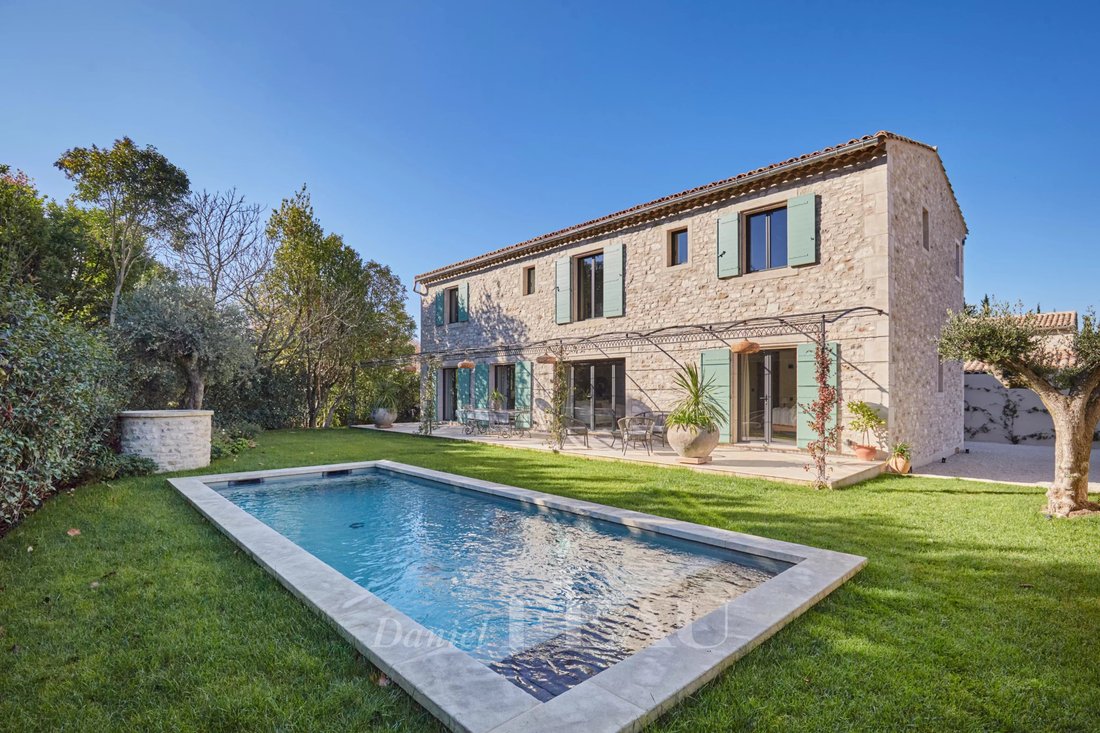 House in Saint-Rémy-de-Provence, Provence-Alpes-Côte d'Azur, France 1 - 16711066