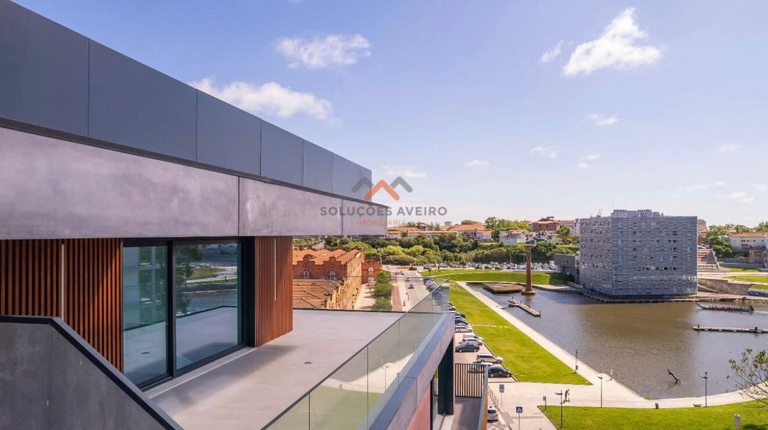 Apartment in Gloria e Vera Cruz, Aveiro District, Portugal 1 - 16570070