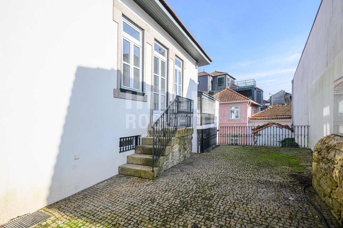 House in Aldoar, Foz do Douro e Nevogilde, Porto District, Portugal 3 - 13554188
