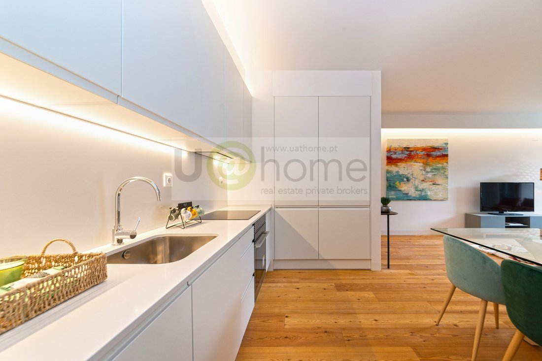 Apartment in Misericordia, Lisbon, Portugal 3 - 16322972