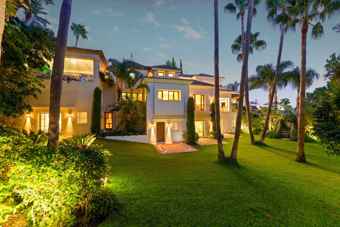 Villa in Marbella, Andalusia, Spain 3 - 16715457