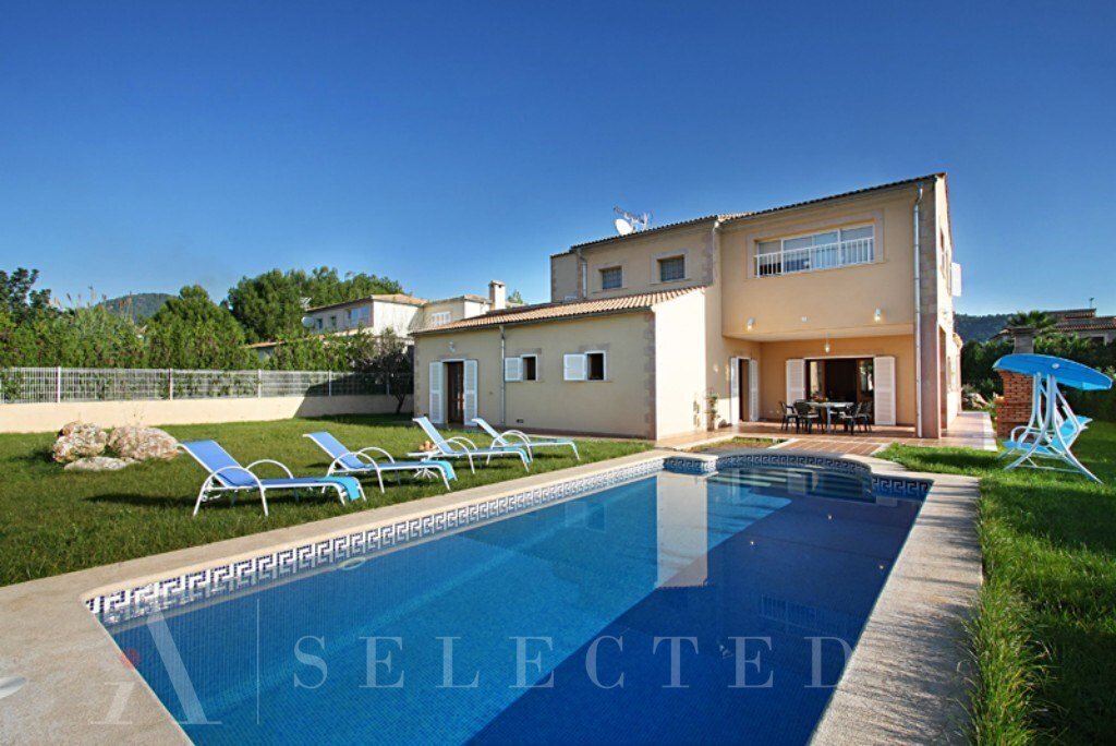 Chalet in sa Pobla, Balearic Islands, Spain 1 - 10696520