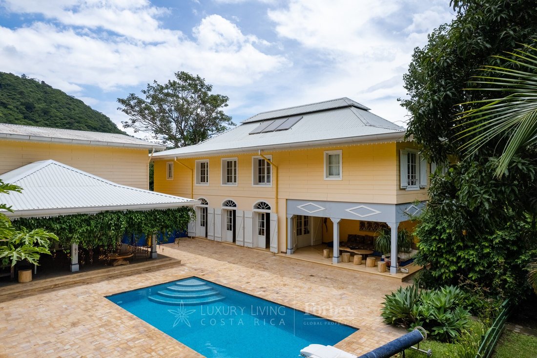 House in Santa Ana, San José Province, Costa Rica 1 - 15606960