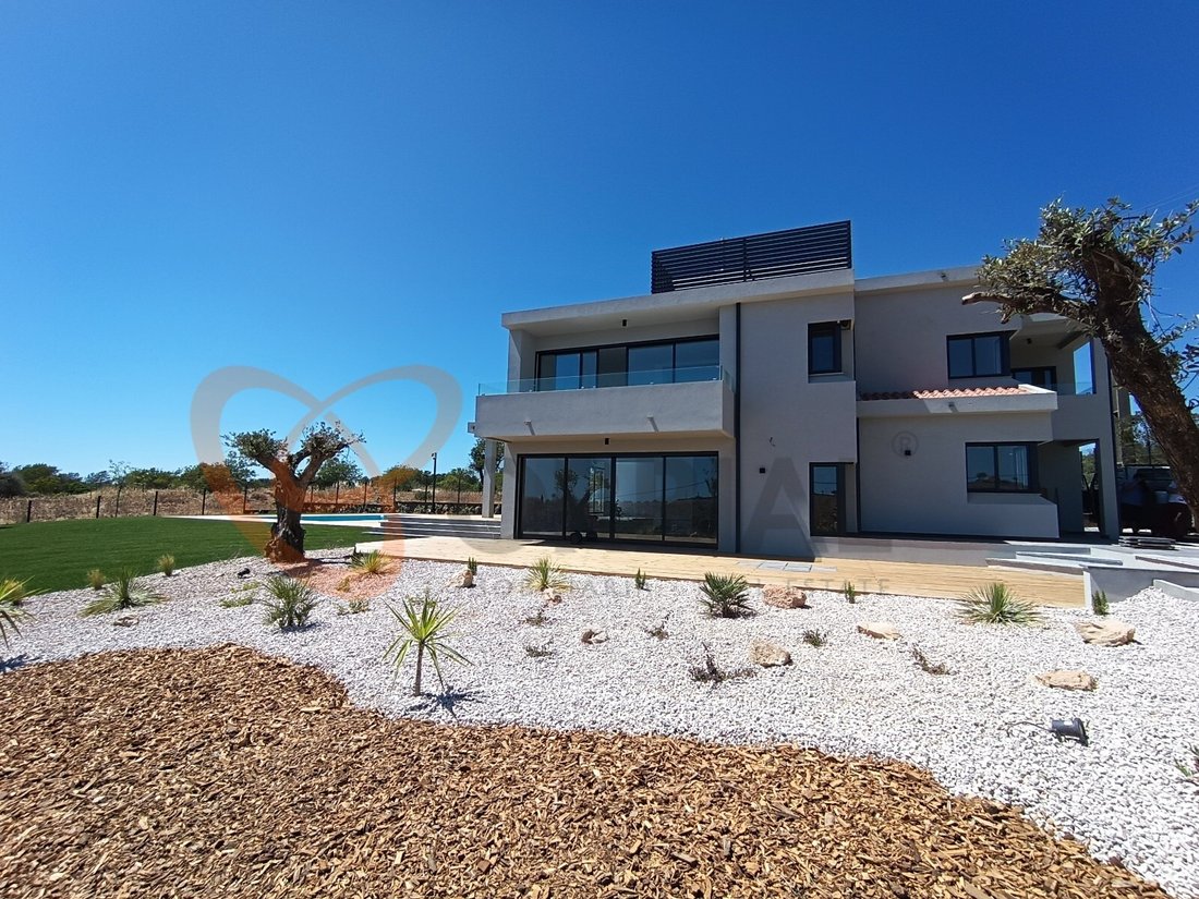 House in Quarteira, Algarve, Portugal 1 - 14391506