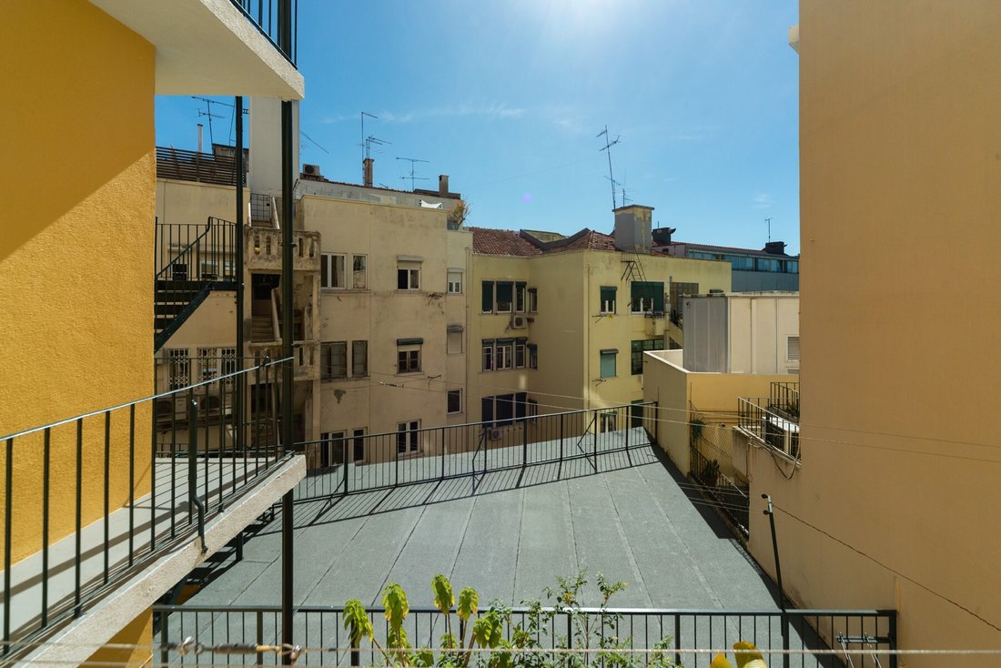 Apartment in Arroios, Lisbon, Portugal 3 - 15487158
