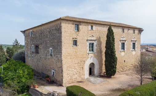 D'orriols Castle / Palace