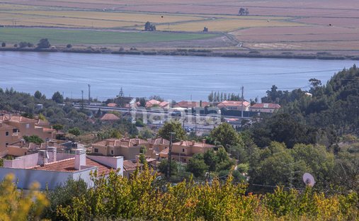 Land in Vila Franca de Xira, Lisbon, Portugal 1