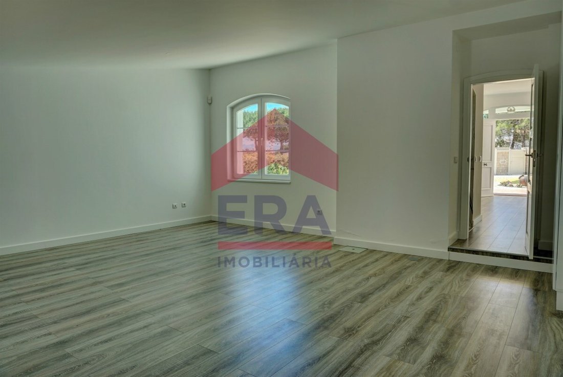 House in Amoreira, Leiria District, Portugal 5 - 11127976