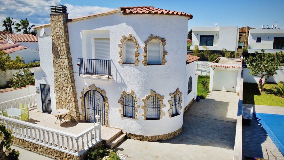 House in Empuriabrava, Catalonia, Spain 1 - 16392728