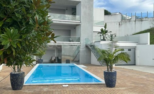 House in Nazare, Leiria District, Portugal 1