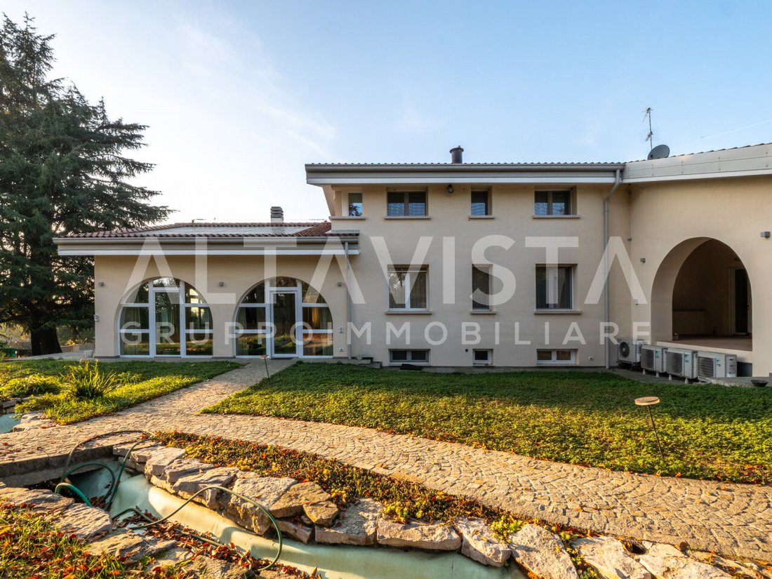 Villa in Rezzato, Lombardy, Italy 3 - 16713784