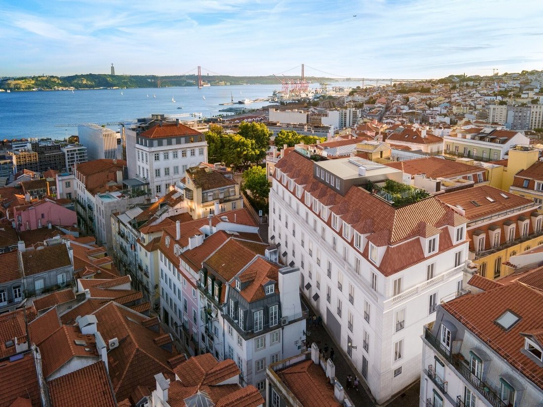 Apartment in Misericordia, Lisbon, Portugal 4 - 15906349