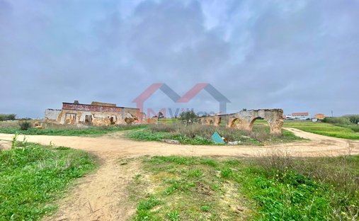 Terreno a Faro (Se e Sao Pedro), Algarve, Portogallo 1