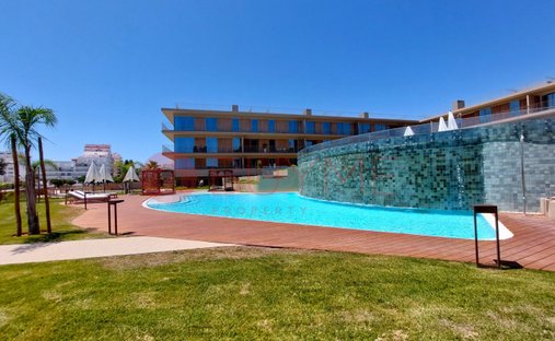 Appartamento a Quarteira, Algarve, Portogallo 1