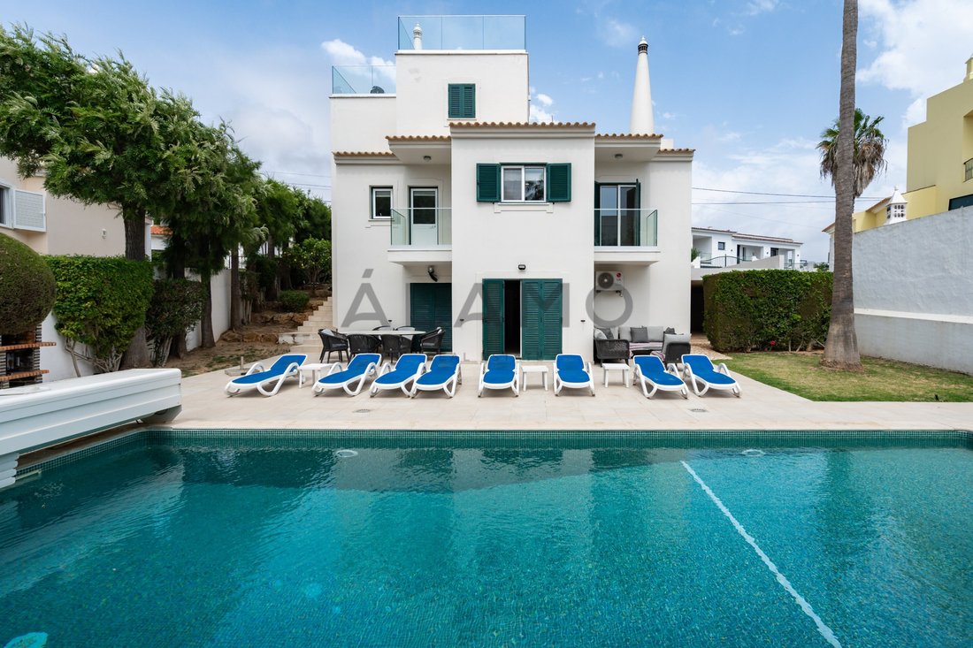 Villa in Carvoeiro, Algarve, Portugal 2 - 14928446