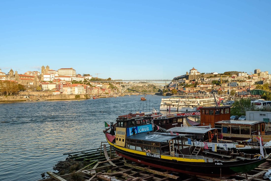 Apartment in Santa Marinha e Sao Pedro da Afurada, Porto District, Portugal 1 - 15031634