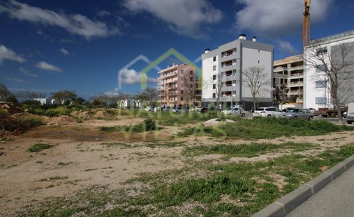 Land in Loule (Sao Clemente), Algarve, Portugal 1