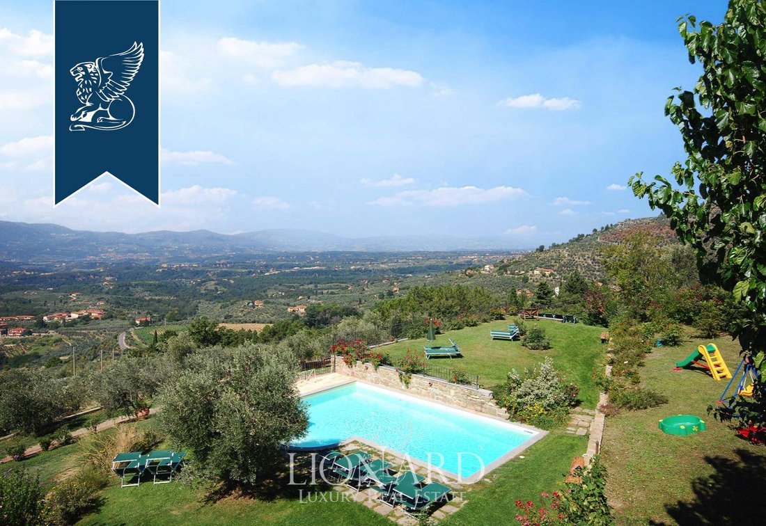 Villa in Castelfranco Piandisco, Tuscany, Italy 3 - 16713439