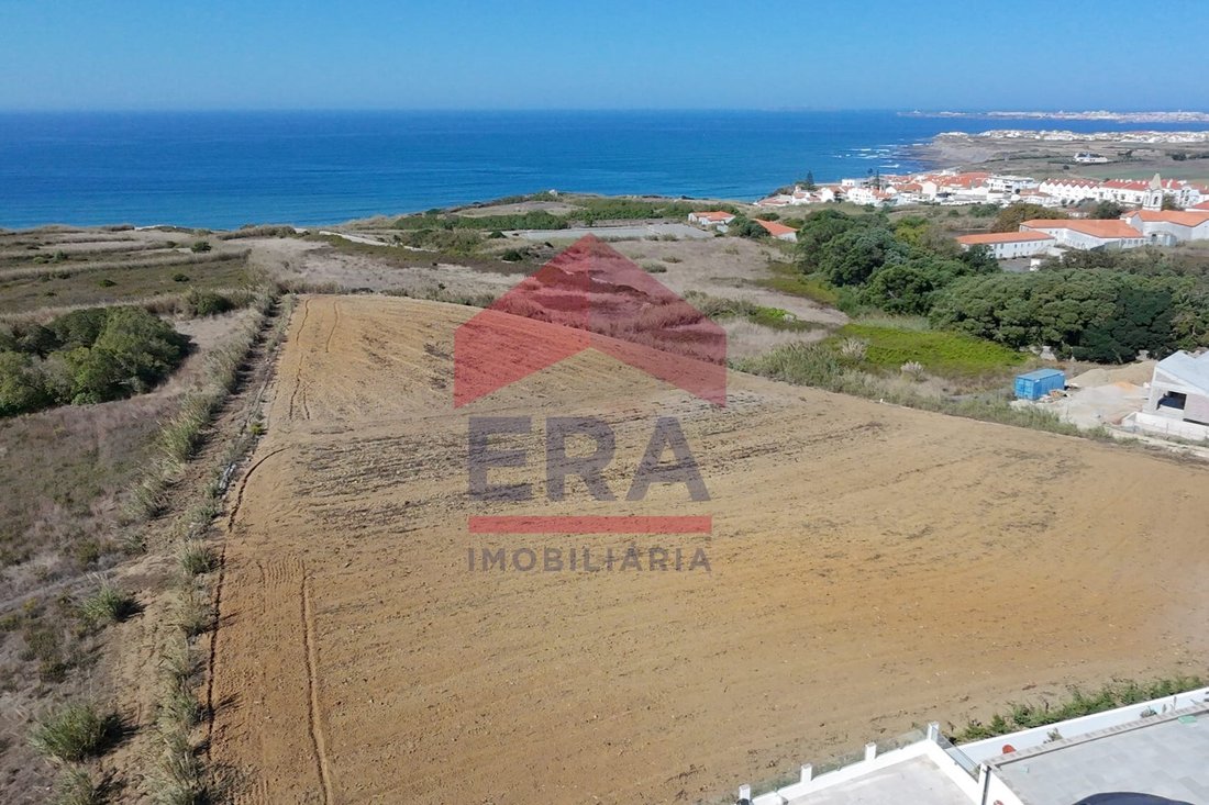 Land in Atouguia da Baleia, Leiria District, Portugal 1 - 14864606