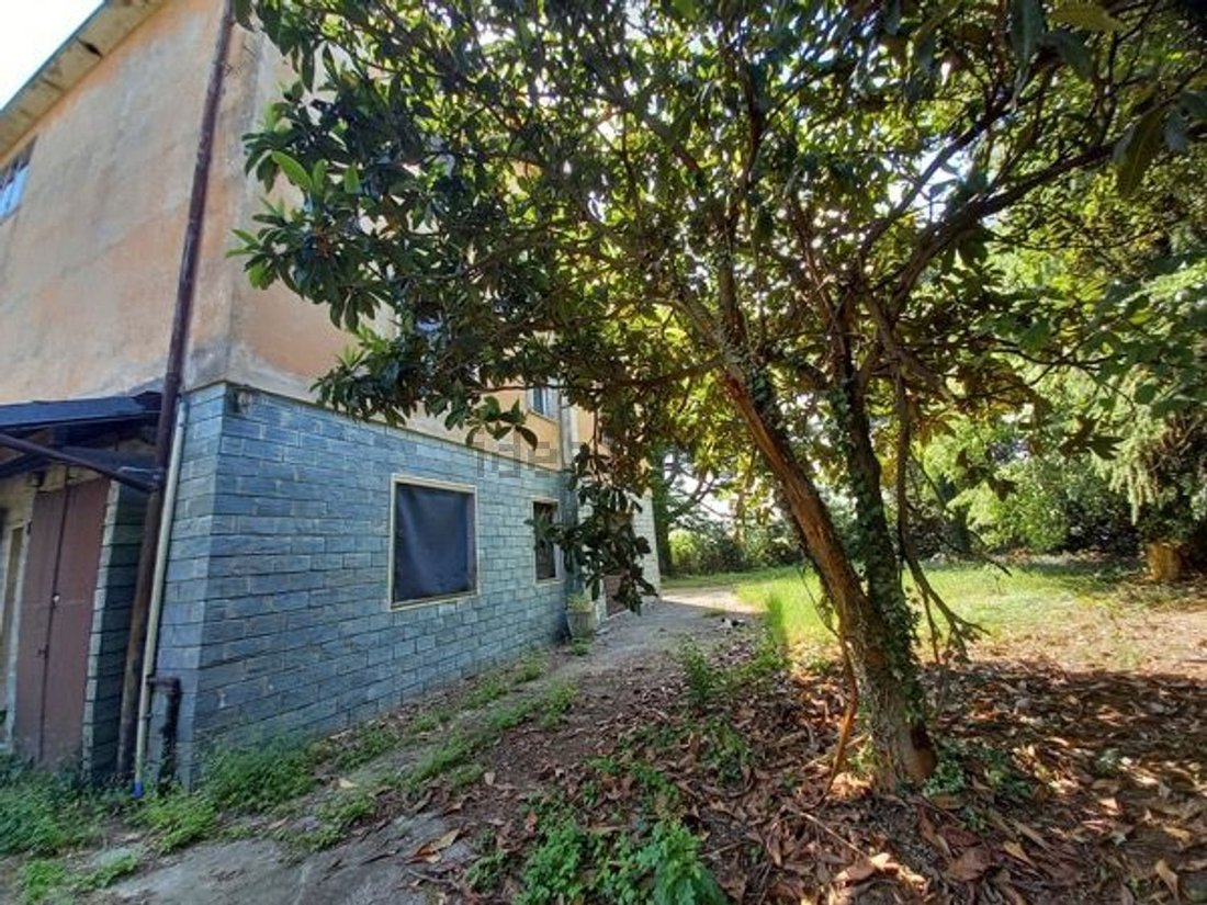 Estate in Cazzago San Martino, Lombardy, Italy 5 - 16690121