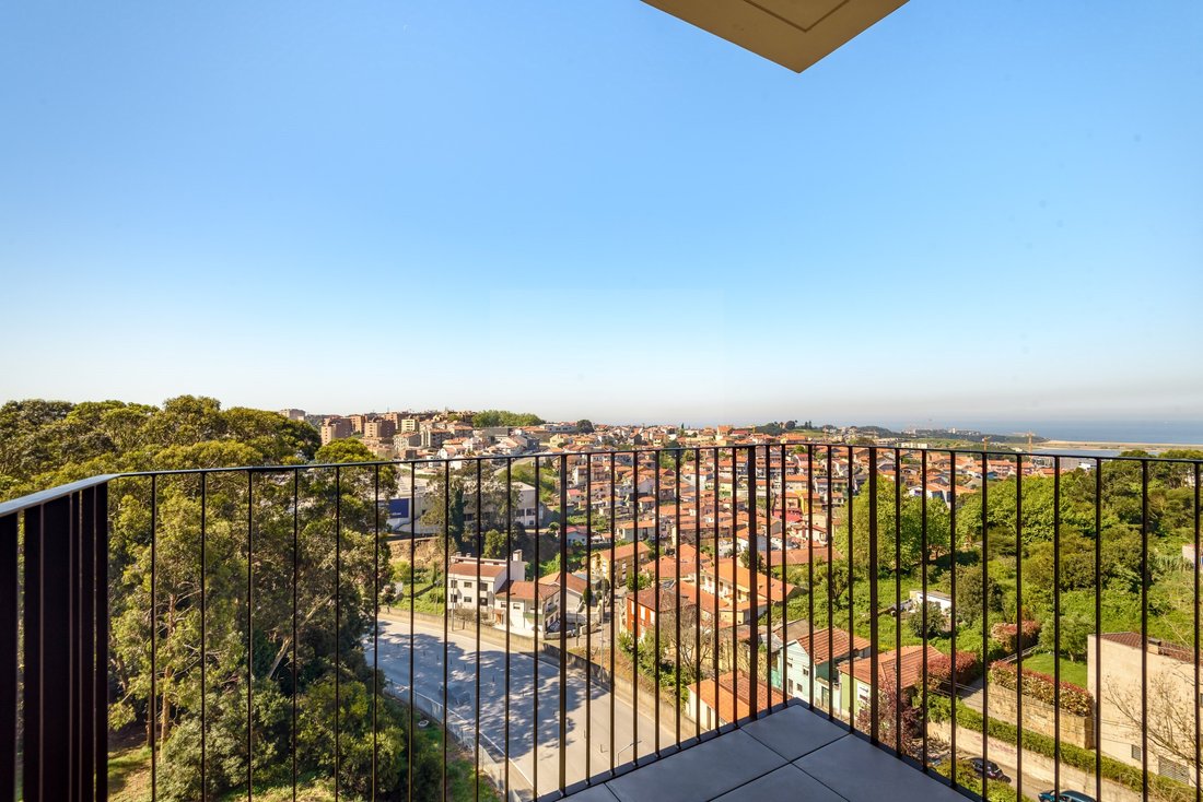 Apartment in Santa Marinha e Sao Pedro da Afurada, Porto District, Portugal 1 - 15031643