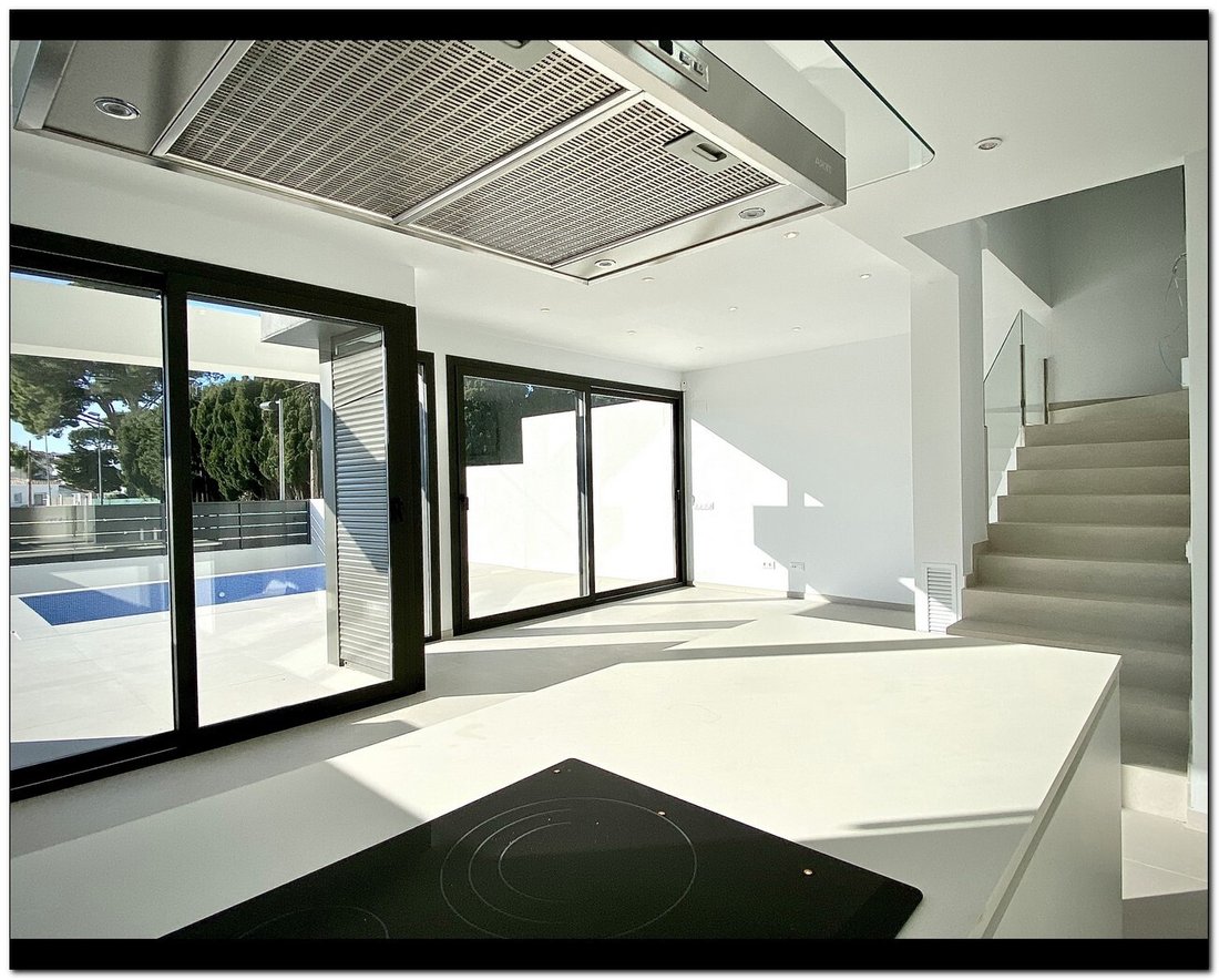 House in Empuriabrava, Catalonia, Spain 4 - 16392811