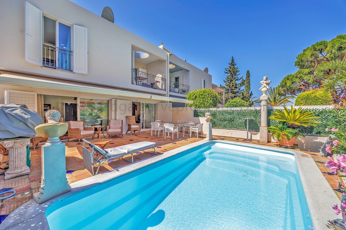 House in Vilamoura, Quarteira, Algarve 1 - 16103894