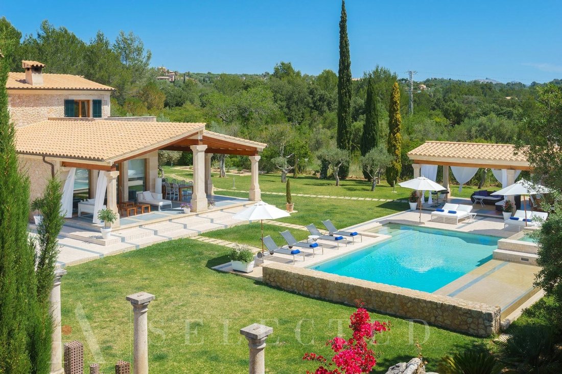 Chalet in Pollenca, Balearic Islands, Spain 2 - 10894475
