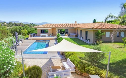 House in Centre Ville, Cogolin, France 1